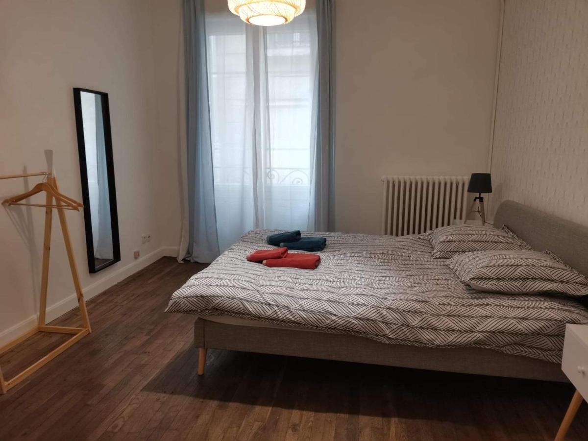 Chez Anton Apartment Reims Bagian luar foto